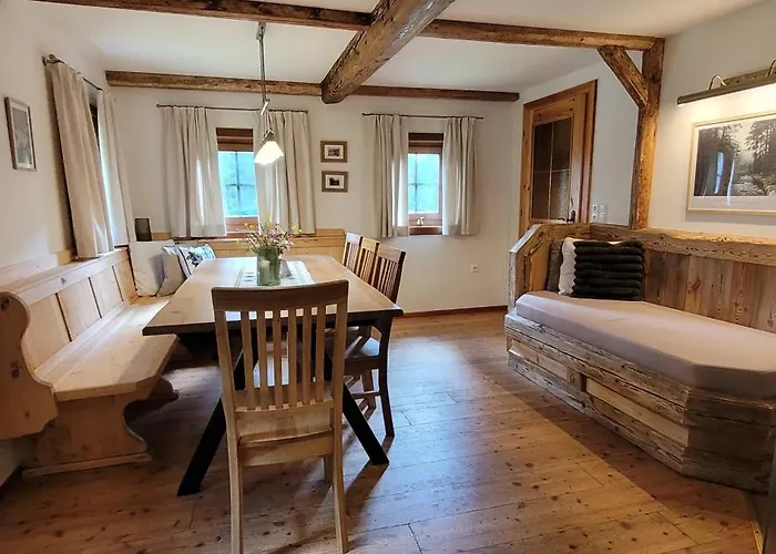 Fuggerhuette * Flattnitz